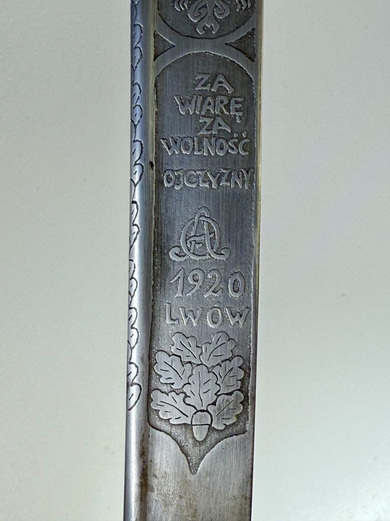 Szabla oficera piechoty wz. 1917 - głownia Austria - oprawa Lwów - numer 108